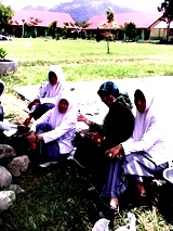 Jusraini dan Erika, Pemenang Olimpiade Sains KIMIA 