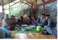 Pak Dan dan Linangan Air Mata Kelas IX MTsN Angkup