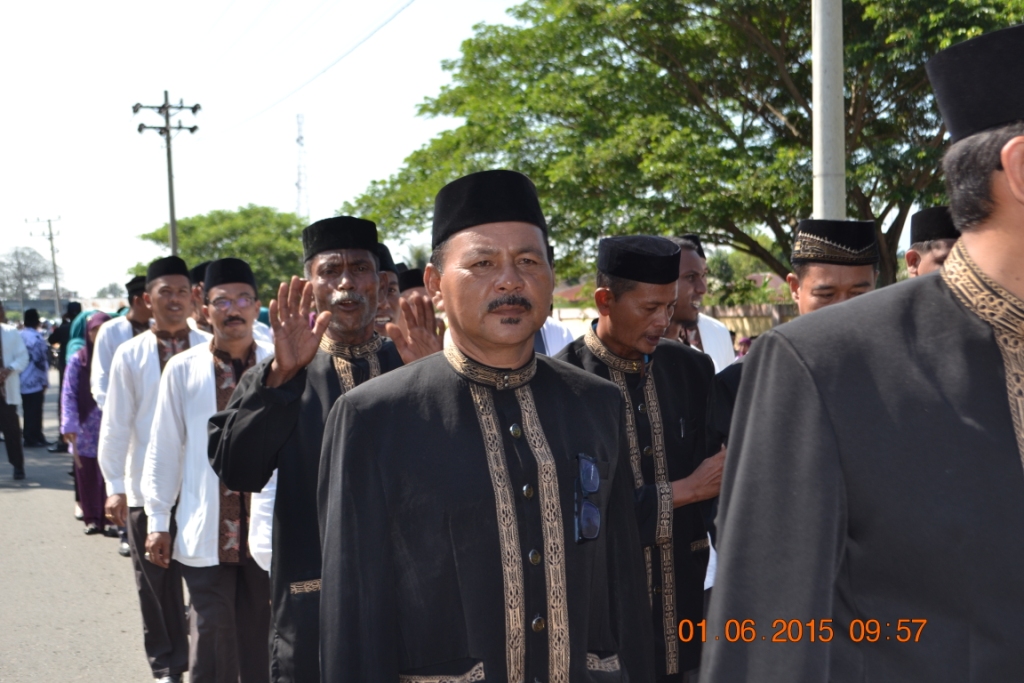 Siswi MAN Tringgadeng Juara KSM Kimia 2015