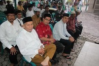 Silakan Berbuka, Shalat Jamaah Dulu, Baru Makan 