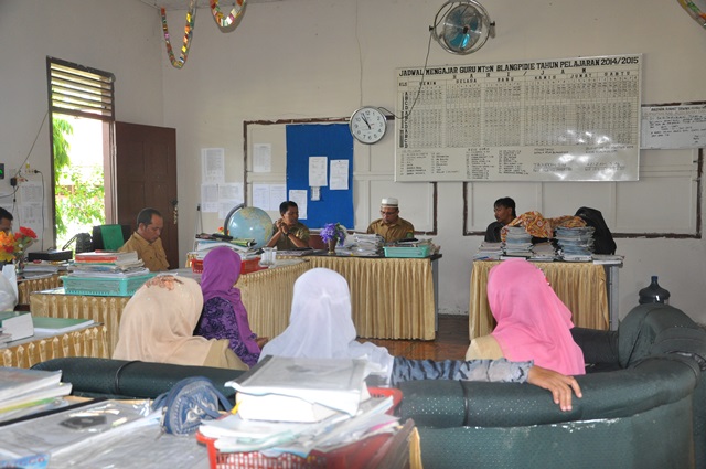 Bulan Puasa Kakankemenag Abdya Sidak ke Madrasah