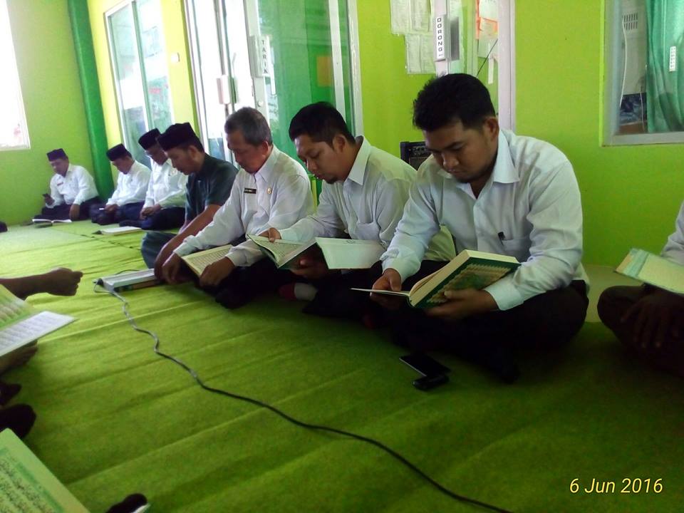 Awali Aktivitas di Bulan Suci dengan Tadarus Al-Quran