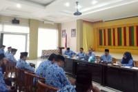 Kabag TU dan Kabid Penmad Beri Arahan Panitia Porseni ke XVI