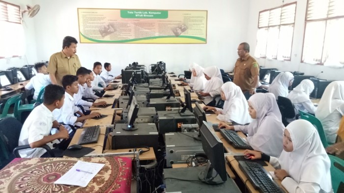 Pelaksanaan UAMBN-BK Tingkat MTs di Bireuen Lancar