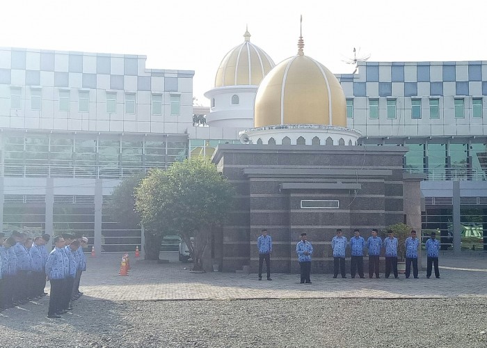 Pembina Upacara: Mari Kita Bangun Ukhwah