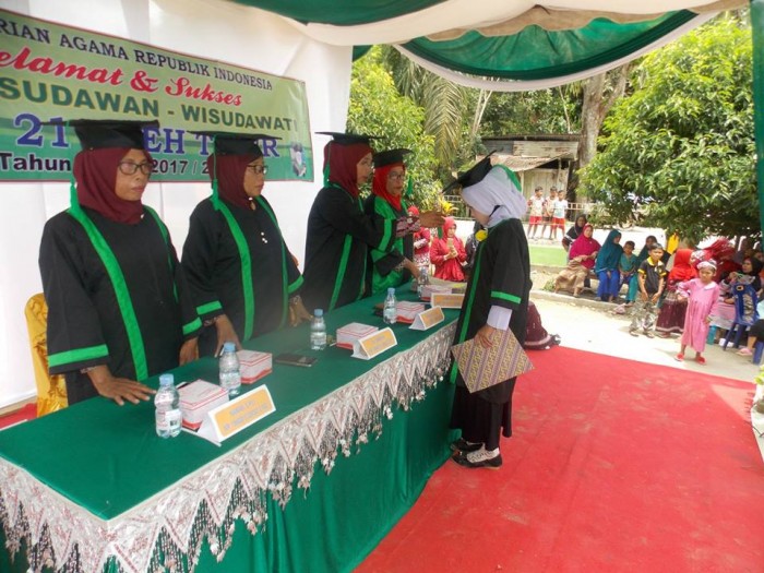 MIN 21 Aceh Timur Gelar Lepas Pisah dan Wisuda Purna Angkatan Pertama