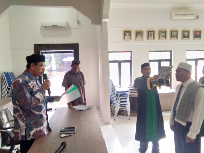 Kakankemenag Aceh Selatan Lantik Sayed Fairus Satar Jadi Penghulu Muda 