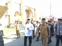 Didampingi Kakankemenag, Bupati Aceh Barat Lepas Pawai Ta'aruf Sambut Ramadhan 1439 H.