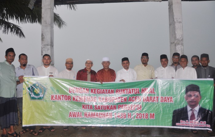 Kankemenag Abdya Bersama Ormas Islam Lakukan Pengamatan Rukyatul Hilal di Lhok Paoh.