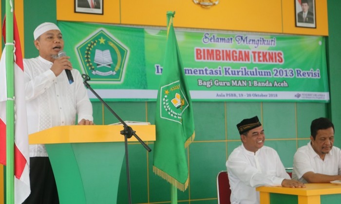 Kakankemenag Buka Bimtek Implementasi Kurikulum 2013 Revisi