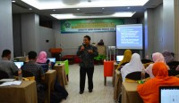 Kasubbag Inmas Kemenag Aceh Berbagi Kiat Menulis Feature