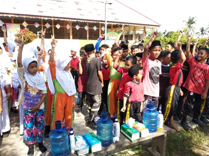 Pukesmas Idi Rayeuk Sisir MIN 24 Aceh Timur.