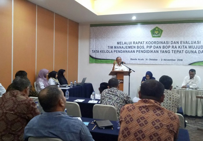 Kakanwil Buka Rakor dan Evaluasi Tim Manajemen BOS, PIP dan BOP RA
