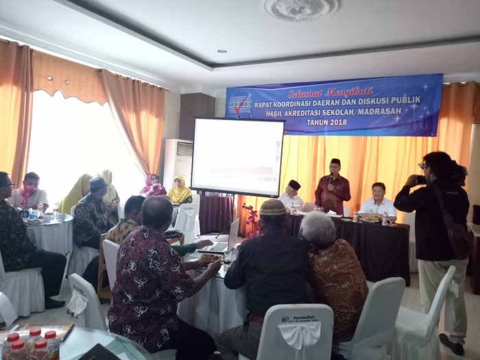 Kakanwil Buka Rakorda dan Diskusi Publik BAN Sekolah Madrasah