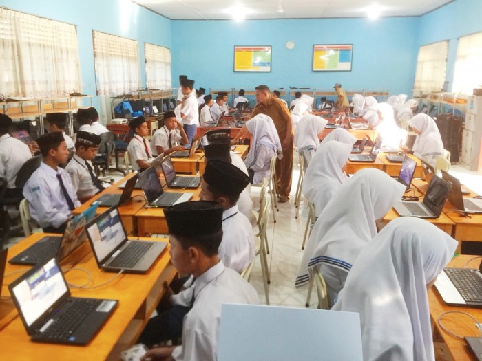Jelang UN, Madrasah Negeri Tiga Aceh Tengah Gelar Simulasi