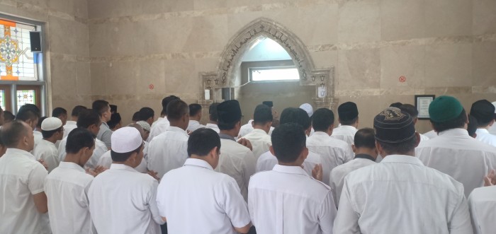 ASN Kanwil Kemenag Aceh Shalat Ghaib dan Doa Untuk Alm. KH. Maimun Zubair 