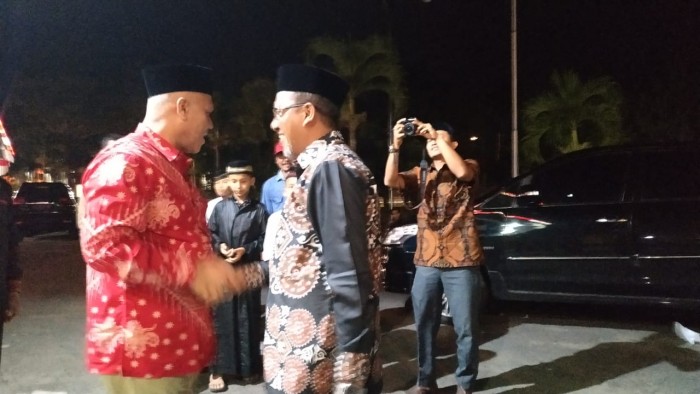 Tiba di Takengon, Kakanwil dan Anak Kala Wih Ilang Disambut Bupati di Pendopo
