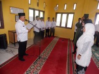 Di Aceh Timur H Arijal Lantik Dua Kaur TU Madrasah