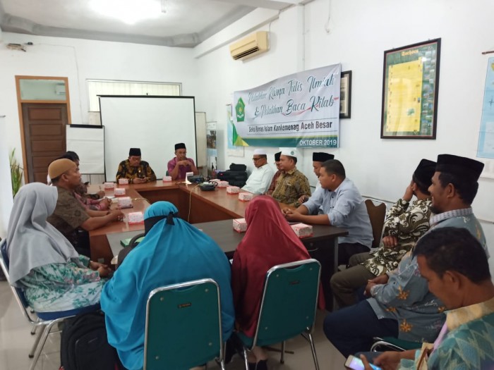 Kankemenag Aceh Besar Gelar Pelatihan Karya Tulis 