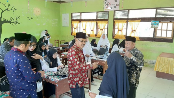 640 Guru Madrasah Di Aceh Timur Ikut UKG M Tahun 2019.
