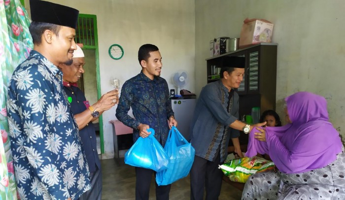 Gerakan "Kemenag Ikhlas Peduli" Salurkan Bantuan di Aceh Jaya