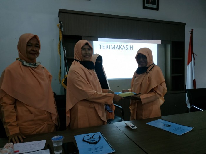 DWP Kankemenag Aceh Selatan Akhiri Arisan Tahun 2020