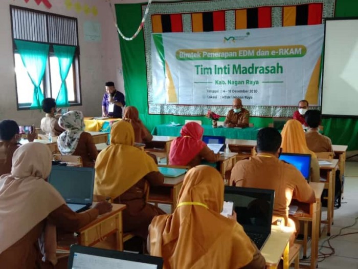 Kemenag Nagan Raya Gelar Bimbingan Penerapan EDM dan e-RKAM 