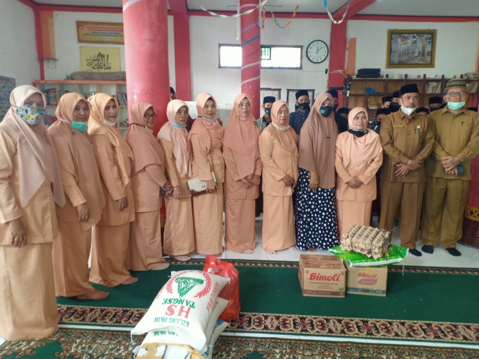 DWP Kanwil Kemenag Aceh Santuni Panti Asuhan dan Yatim Piatu Jelang HAB ke-75