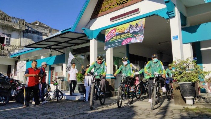 Meriahkan HAB, Kemenag Aceh Barat Adakan Sepeda Santai Keluarga Sakinah 