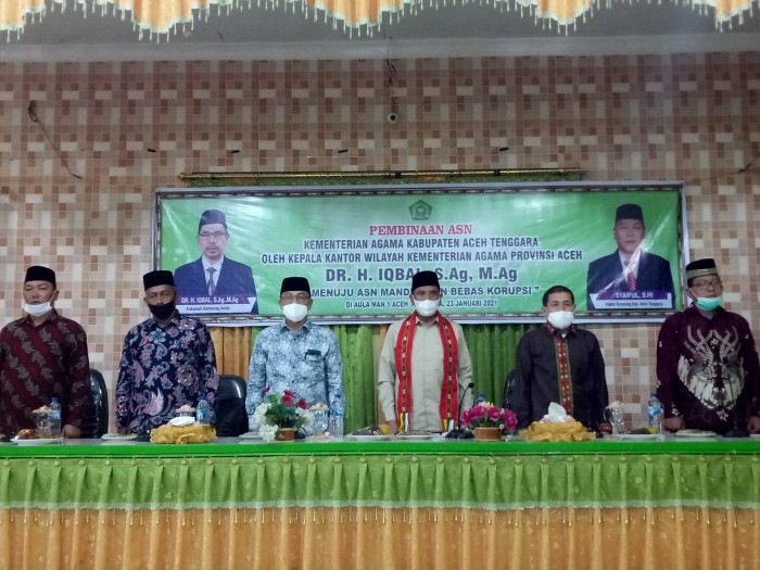 Bina ASN, Kakanwil Ingatkan ASN Bijak Gunakan Medsos