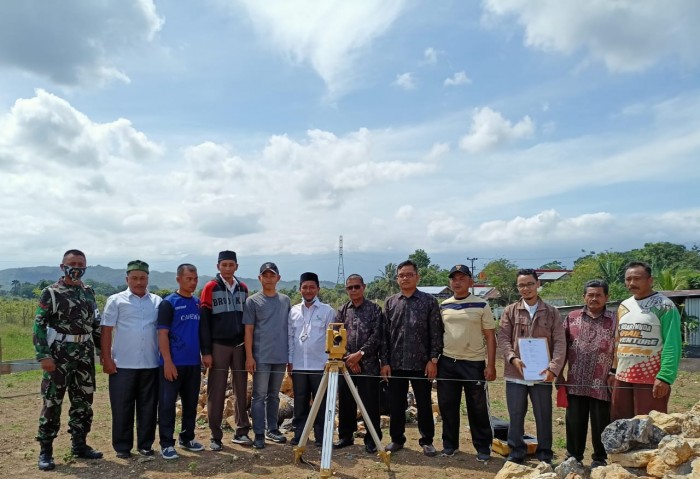 Tim Falakiyah Ukur Arah Kiblat Mushalla Gampong Alue Glong