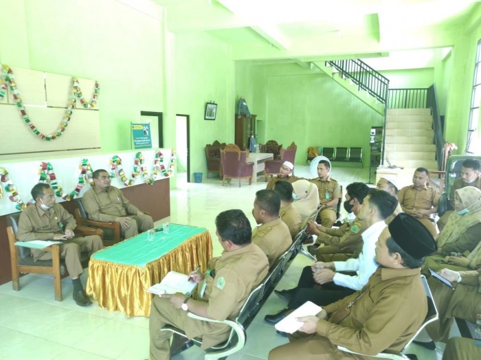 Kakankemenag Aceh Singkil Gelar Rapat Evaluasi Pengelolaan Anggaran Satker 