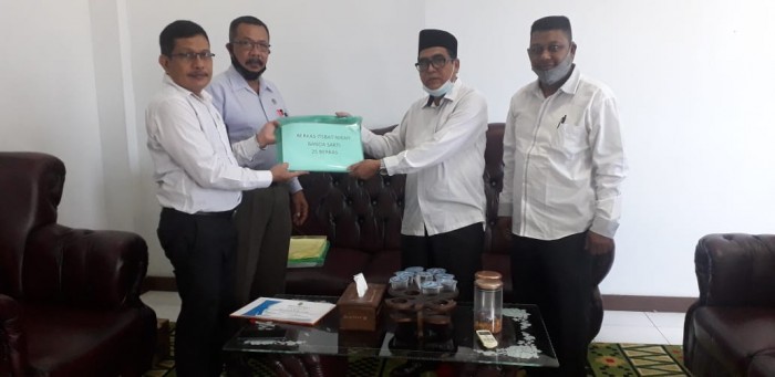 Kankemenag Kota Lhokseumawe Serahkan Berkas Permohonan Isbat Nikah