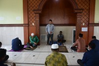 Ustadz Kaslir Sampaikan Tiga Kriteria Orang Berpuasa di Mushalla Al-Ikhlas Kemenag Bener Meriah