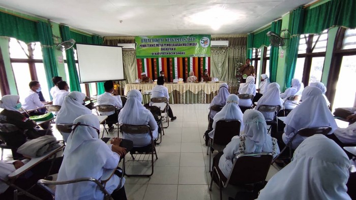 Tingkatkan SDM Secara Kuantitatif dan Kualitatif, Kemenag Singkil Gelar PDWK Media Pembelajaran Bersama BDK Aceh 