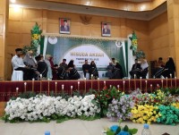Hasanuddin Hadiri Wisuda Akbar Tahfizh Al-Qur'an Angkatan I
