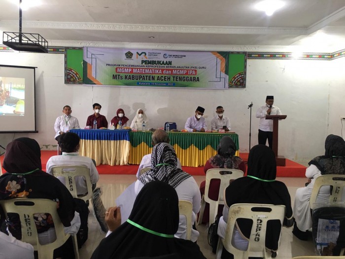 Kakankemenag Agara Sampaikan Pentingnya Pengembangan Keprofesian Guru