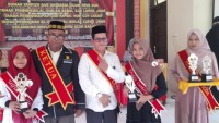 Puluhan Santri RTQ dan TPQ di Woyla Wisuda