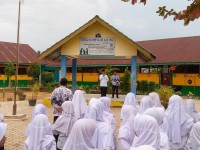 Upacara Hari Guru di MIN 4 Atim, H Salamina Ingatkan Ayat Terakhir Surat Al-Kahfi