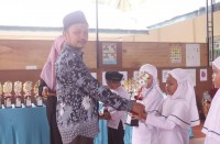 Peringatan Maulid Nabi Muhammad di MIN 4 Bireuen Berlangsung Meriah