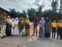 MIN 19 Salurkan Bantuan Pasca Kebakaran di Gampong Beusa Baroh