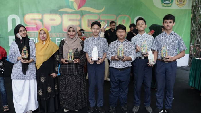 MTsN Model Banda Aceh Raih 7 Medali Di Event Specta Fair 2023