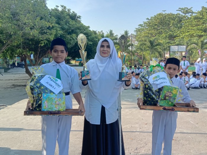 Dua Murid MIN 50 Bireuen Raih Juara dalam Lomba Syiar Musywil Muhammadiyah dan Aisyiyah Aceh